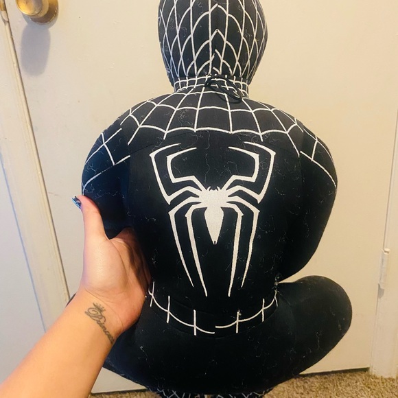 Large Marvel Black Spider-Man Symbiote Plus Figure Toy Factory - Picture 4 of 6